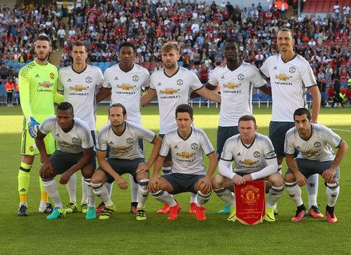 在球场上 在球场上